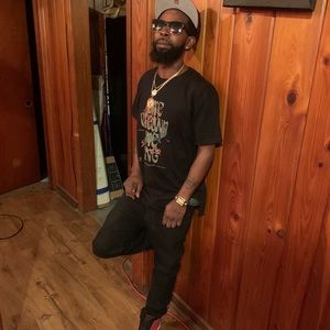 Meet your Posher, Travis